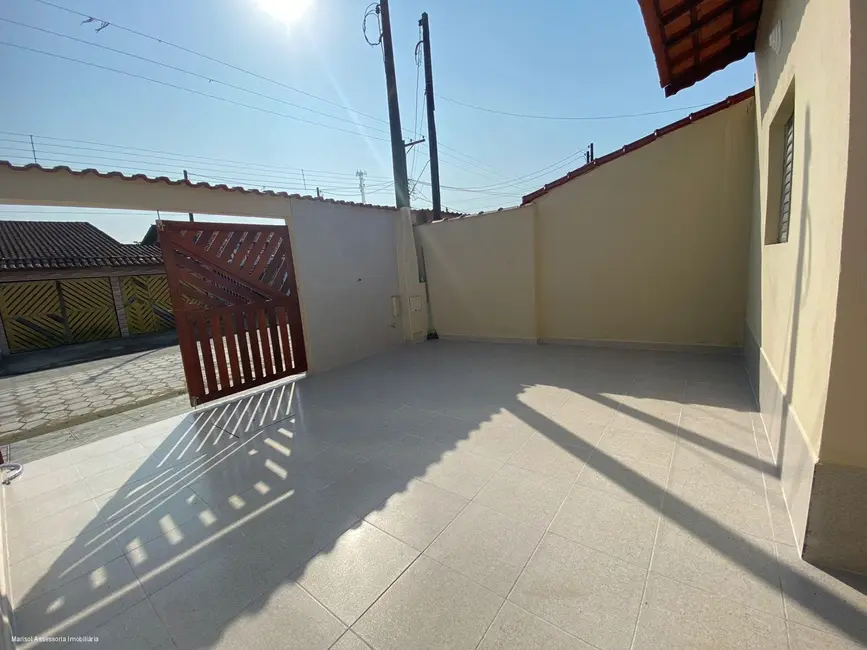 Foto 5 de Casa com 2 quartos à venda, 65m2 em Mongagua - SP