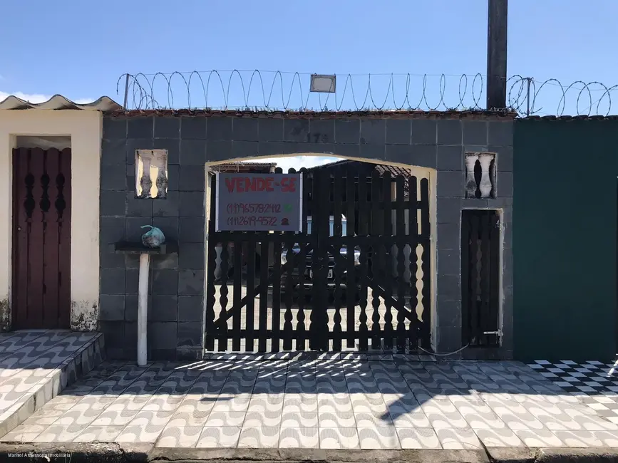 Foto 1 de Casa com 1 quarto à venda, 90m2 em Mongagua - SP