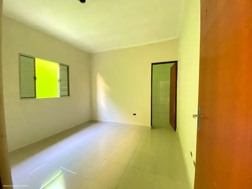 Foto 8 de Casa com 2 quartos à venda, 70m2 em Mongagua - SP