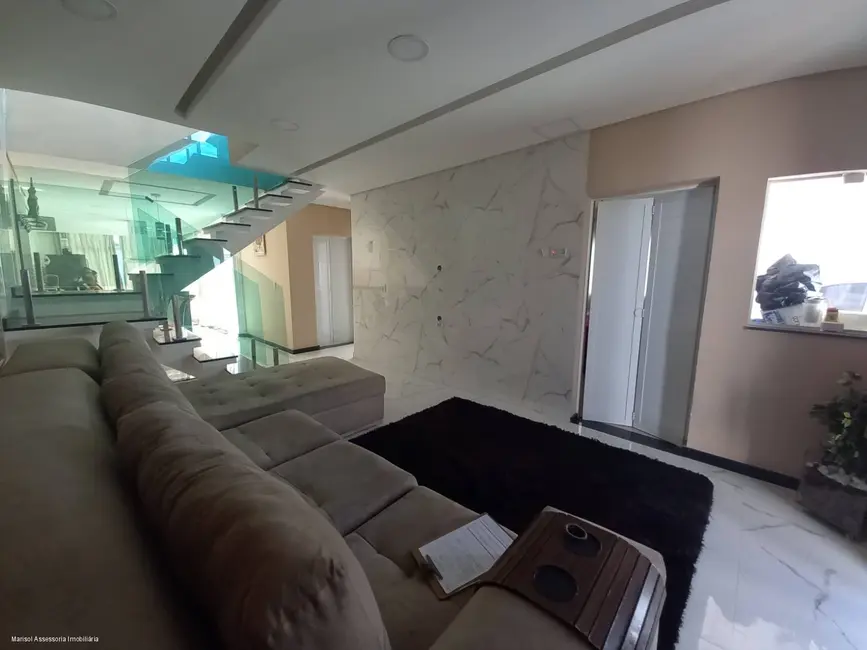 Foto 7 de Casa com 3 quartos à venda, 194m2 em Itanhaem - SP