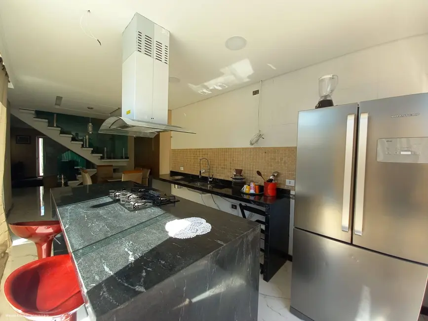 Foto 9 de Casa com 3 quartos à venda, 194m2 em Itanhaem - SP