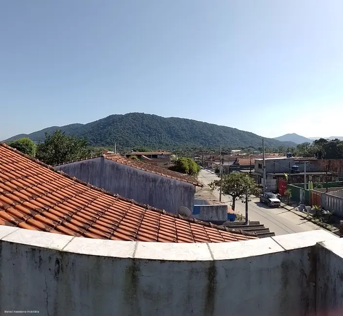 Foto 3 de Casa com 2 quartos à venda, 80m2 em Mongagua - SP