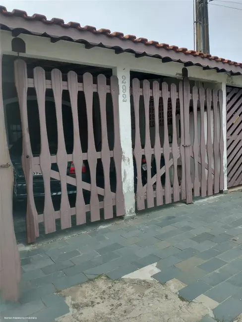 Foto 1 de Casa com 2 quartos à venda, 11m2 em Mongagua - SP