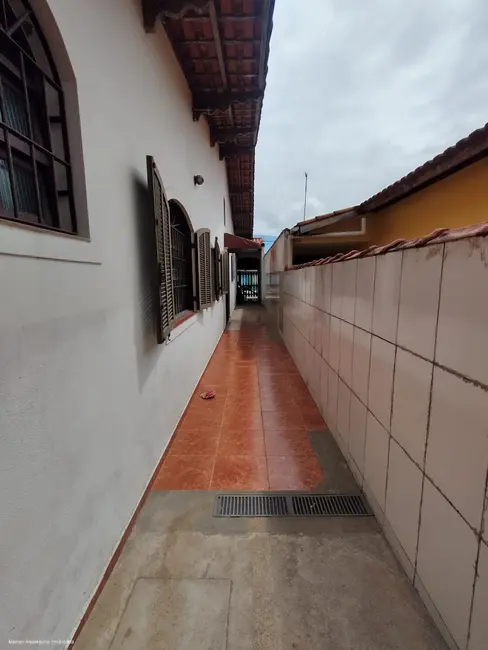 Foto 3 de Casa com 2 quartos à venda, 11m2 em Mongagua - SP