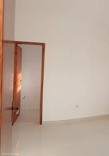 Foto 7 de Casa com 2 quartos à venda em Mongagua - SP