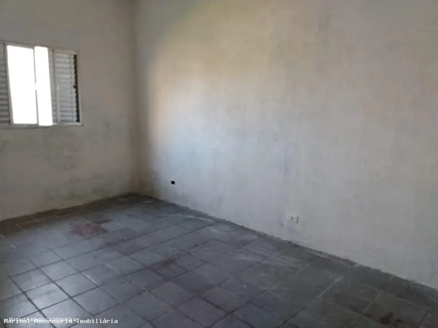 Foto 2 de Casa com 1 quarto à venda, 10m2 em Mongagua - SP