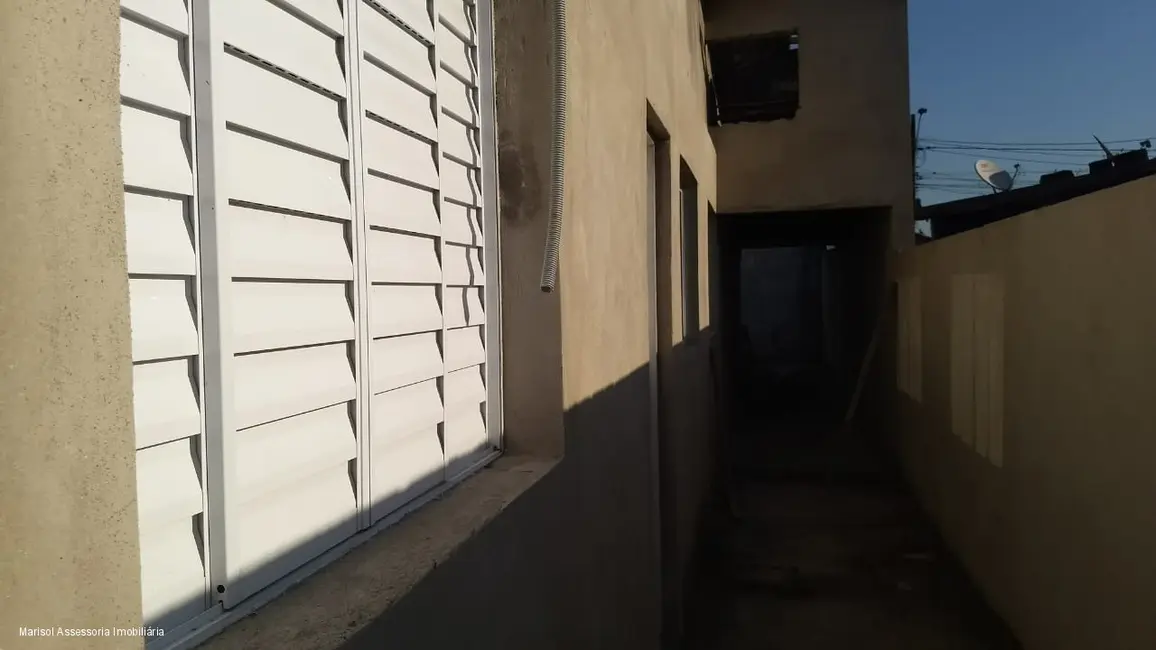 Foto 1 de Casa com 2 quartos à venda, 60m2 em Mongagua - SP