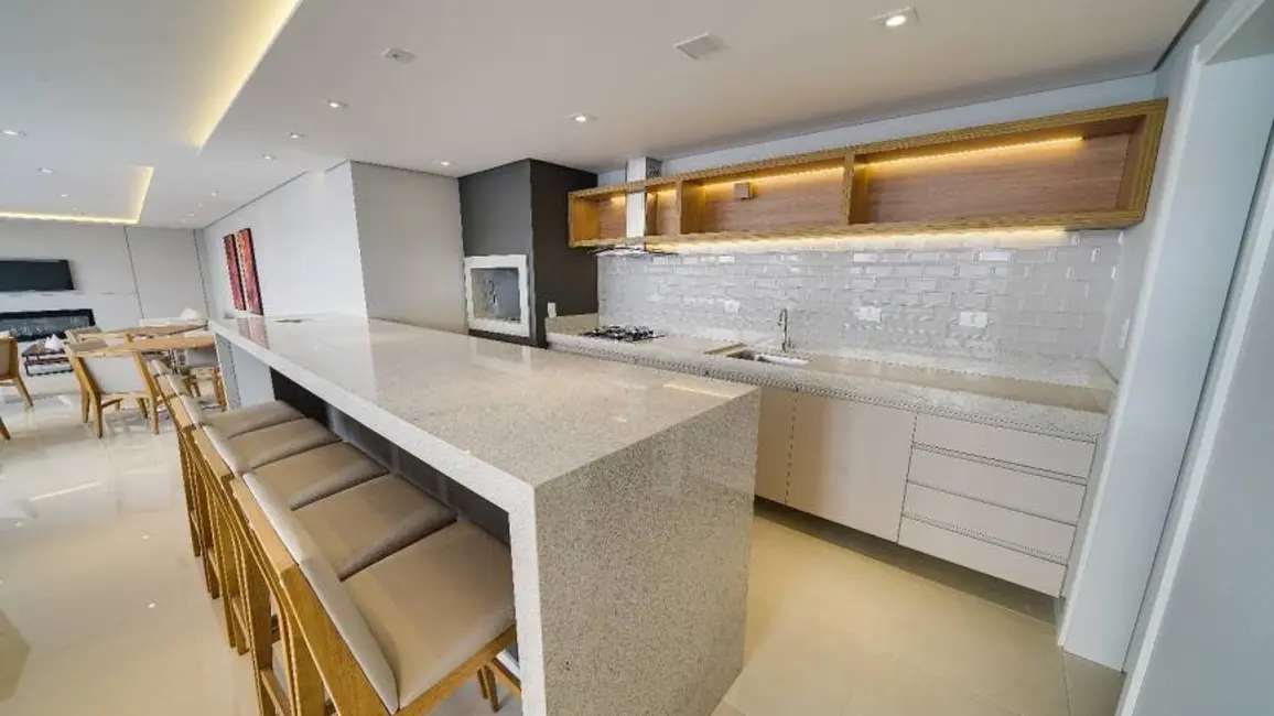 Foto 10 de Apartamento à venda em Capão Raso, Curitiba - PR