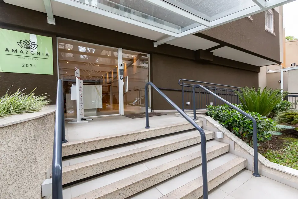 Foto 3 de Cobertura com 3 quartos à venda, 130m2 em Água Verde, Curitiba - PR