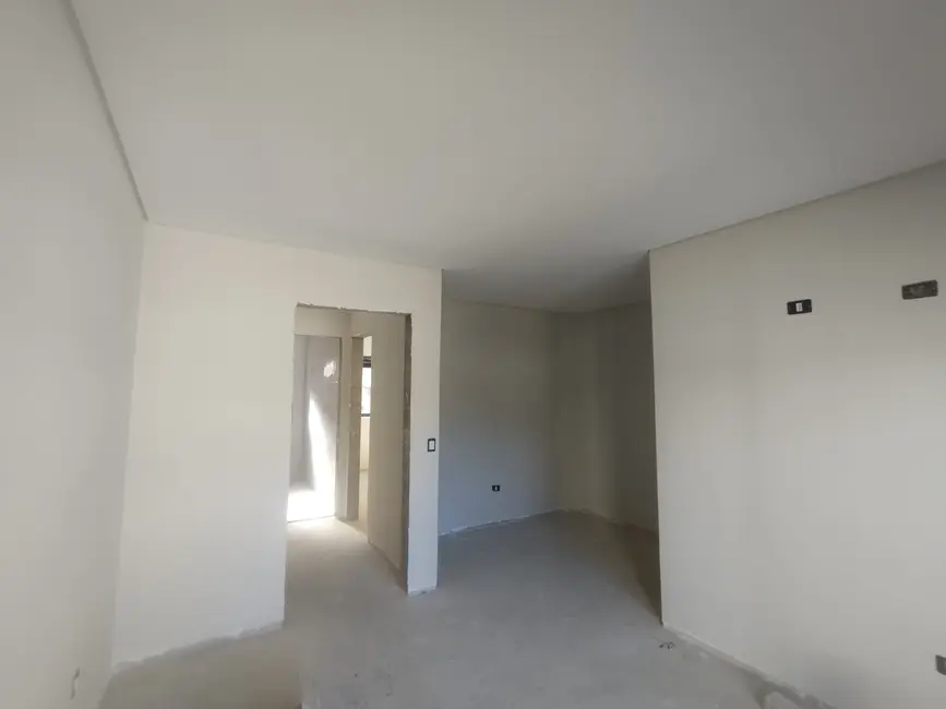 Casa de Condomínio com 3 quartos à venda, 206m2 em Pinheirinho, Curitiba - PR - imagem 9 Foto 9 de Casa de Condomínio com 3 quartos à venda, 206m2 em Pinheirinho, Curitiba - PR