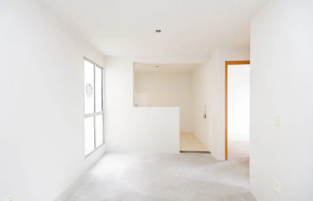 Apartamento com 2 quartos à venda, 40m2 em Pinheirinho, Curitiba - PR - imagem 4 Foto 4 de Apartamento com 2 quartos à venda, 40m2 em Pinheirinho, Curitiba - PR