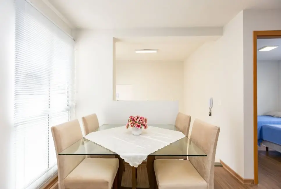 Foto 8 de Apartamento com 2 quartos à venda, 40m2 em Pinheirinho, Curitiba - PR