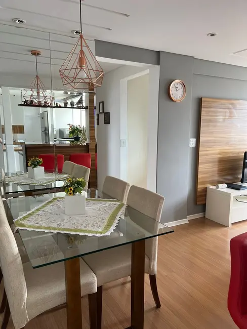 Apartamento com 2 quartos à venda, 55m2 em Portão, Curitiba - PR - imagem 3 Foto 3 de Apartamento com 2 quartos à venda, 55m2 em Portão, Curitiba - PR