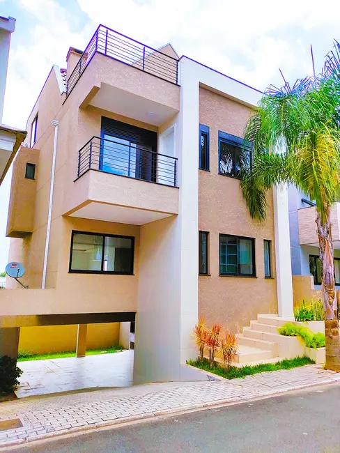 Foto 2 de Casa com 5 quartos à venda, 145m2 em Campo Comprido, Curitiba - PR