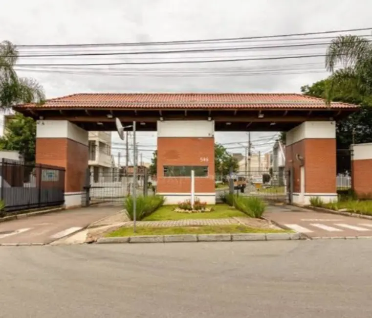 Foto 2 de Terreno / Lote à venda em Pinheirinho, Curitiba - PR