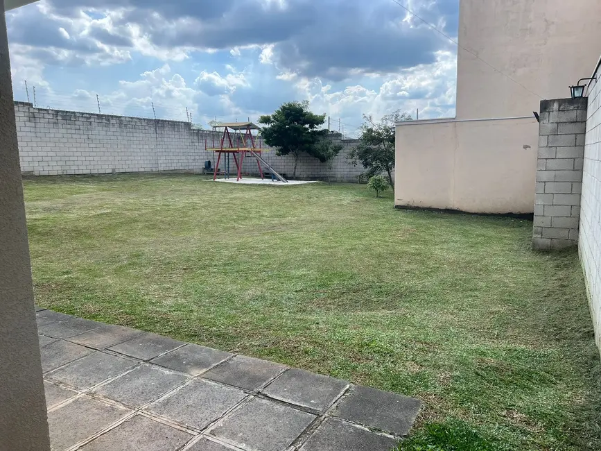 Foto 3 de Casa com 3 quartos à venda, 132m2 em Pinheirinho, Curitiba - PR