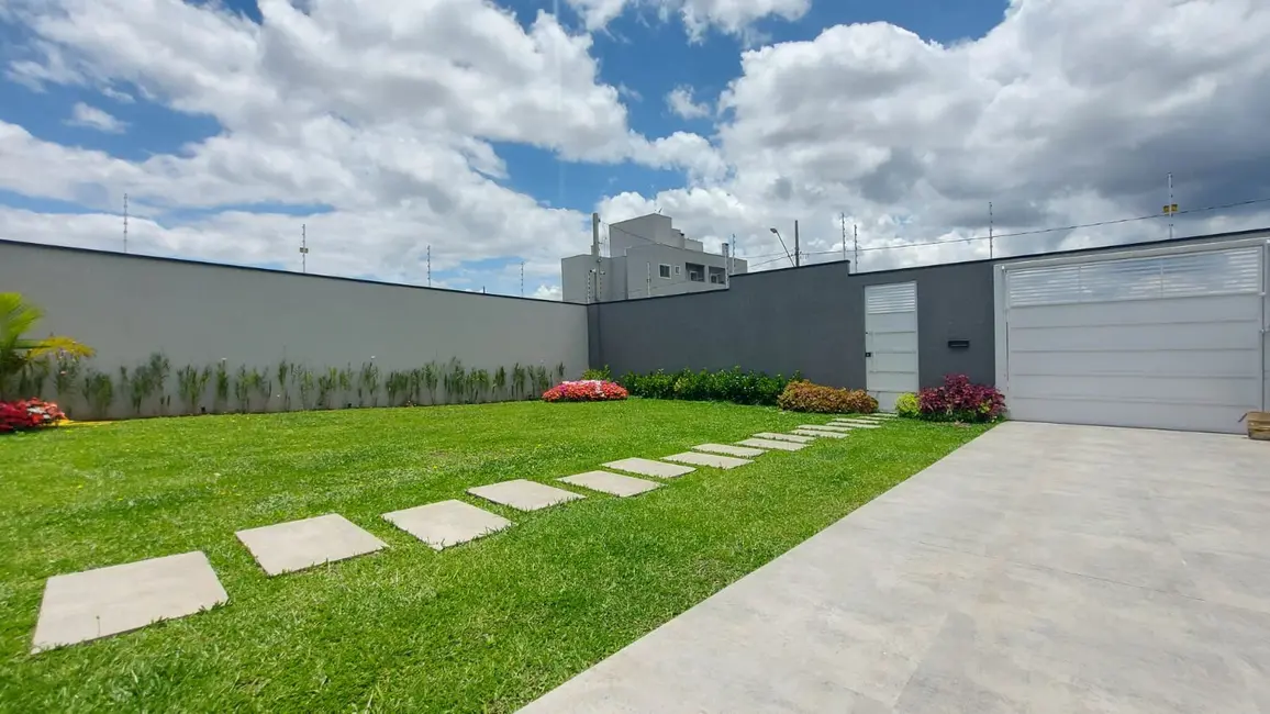 Foto 3 de Casa com 3 quartos à venda, 220m2 em Capão Raso, Curitiba - PR