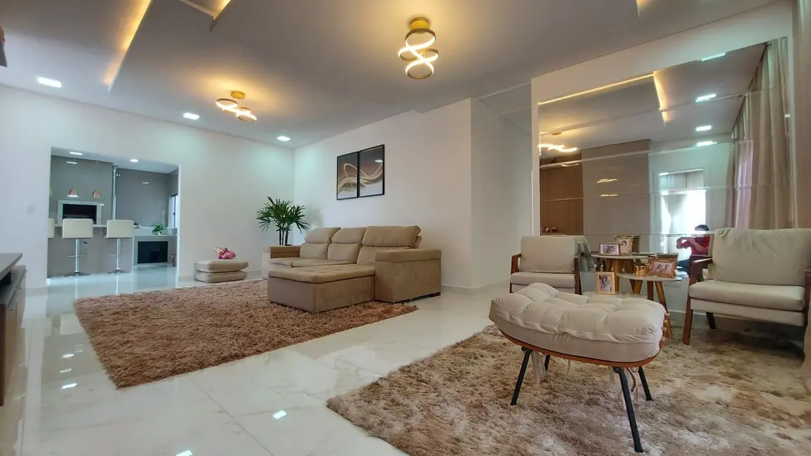 Foto 4 de Casa com 3 quartos à venda, 220m2 em Capão Raso, Curitiba - PR