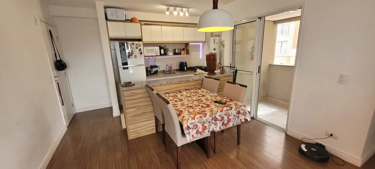Foto 3 de Apartamento com 3 quartos à venda, 75m2 em Portão, Curitiba - PR