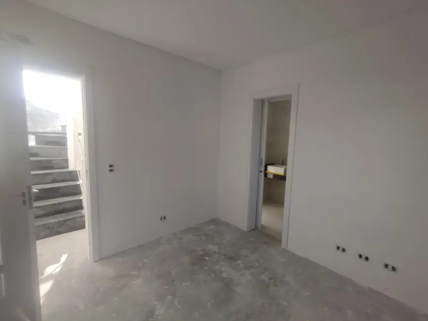 Foto 5 de Casa com 3 quartos à venda, 166m2 em Água Verde, Curitiba - PR