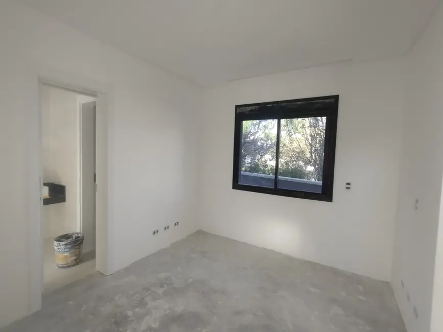 Foto 8 de Casa com 3 quartos à venda, 166m2 em Água Verde, Curitiba - PR