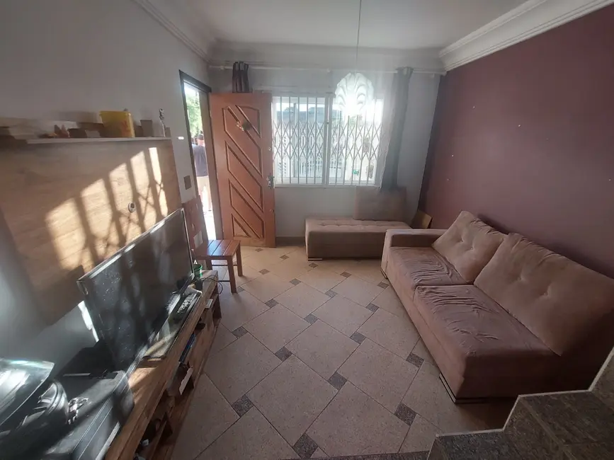 Foto 2 de Casa com 3 quartos à venda, 130m2 em Capão Raso, Curitiba - PR