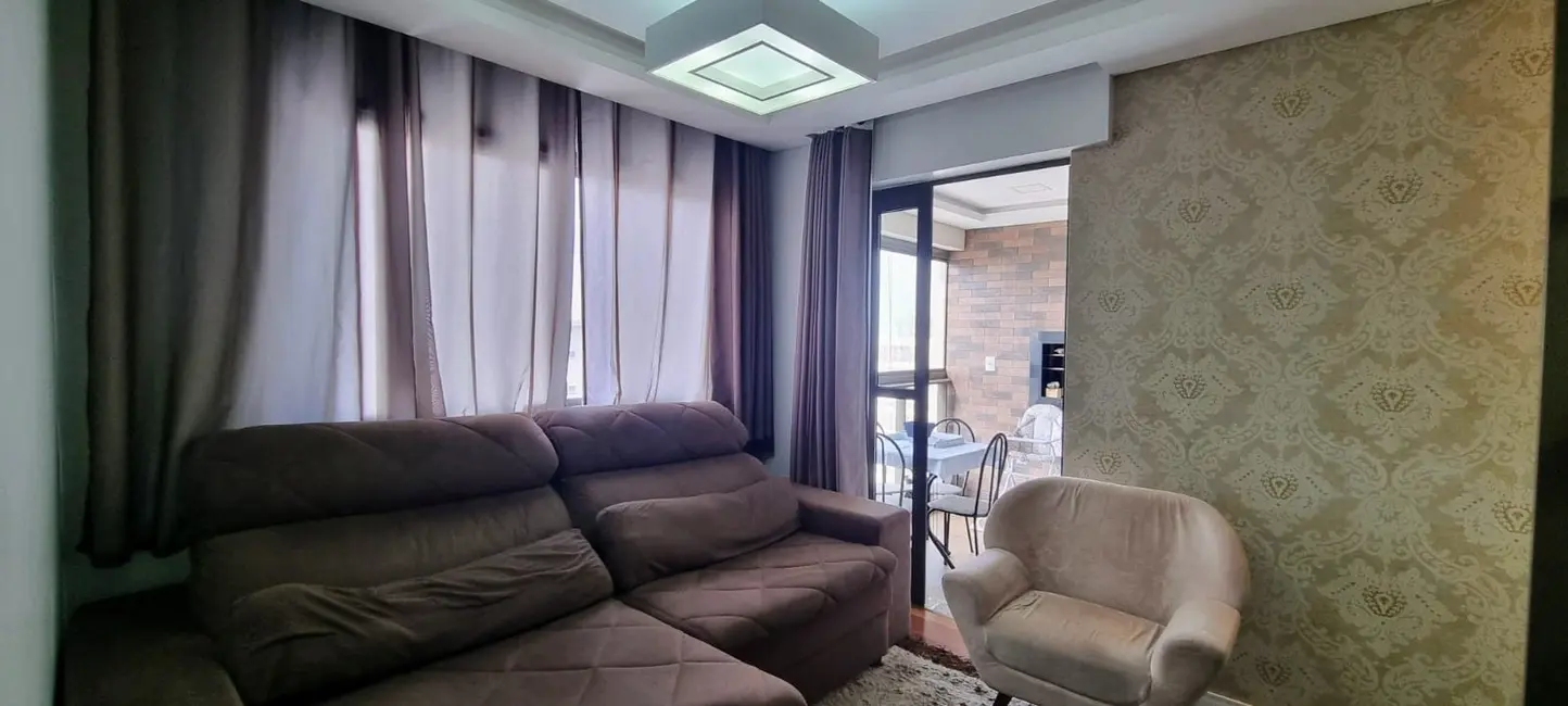 Foto 1 de Apartamento com 3 quartos à venda, 78m2 em Capão Raso, Curitiba - PR