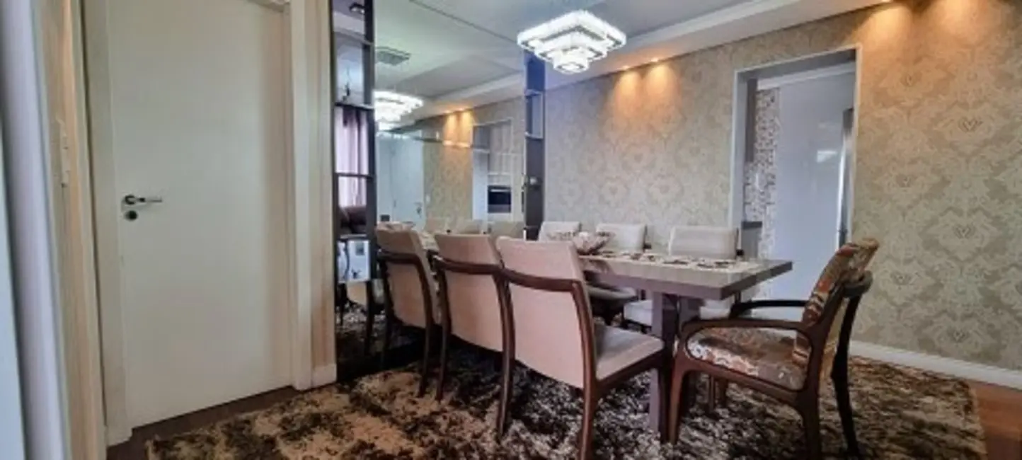 Foto 3 de Apartamento com 3 quartos à venda, 78m2 em Capão Raso, Curitiba - PR