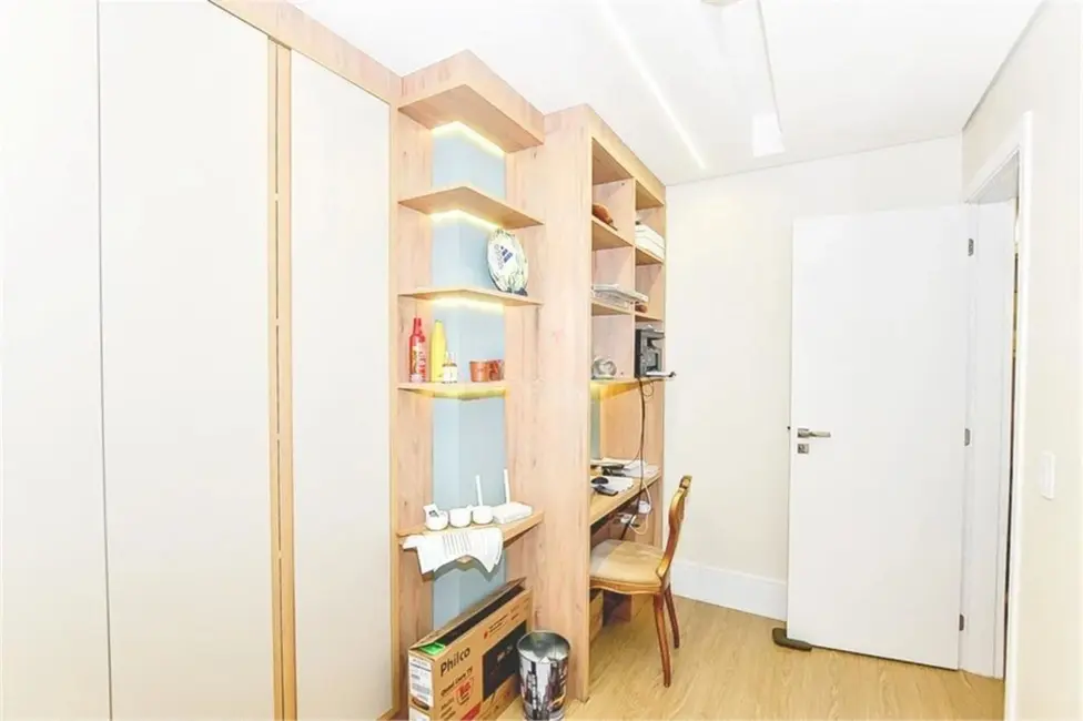 Foto 3 de Apartamento com 2 quartos à venda, 68m2 em Vila Izabel, Curitiba - PR