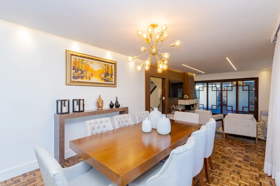 Casa com 3 quartos à venda, 400m2 em Santa Felicidade, Curitiba - PR - imagem 3 Foto 3 de Casa com 3 quartos à venda, 400m2 em Santa Felicidade, Curitiba - PR