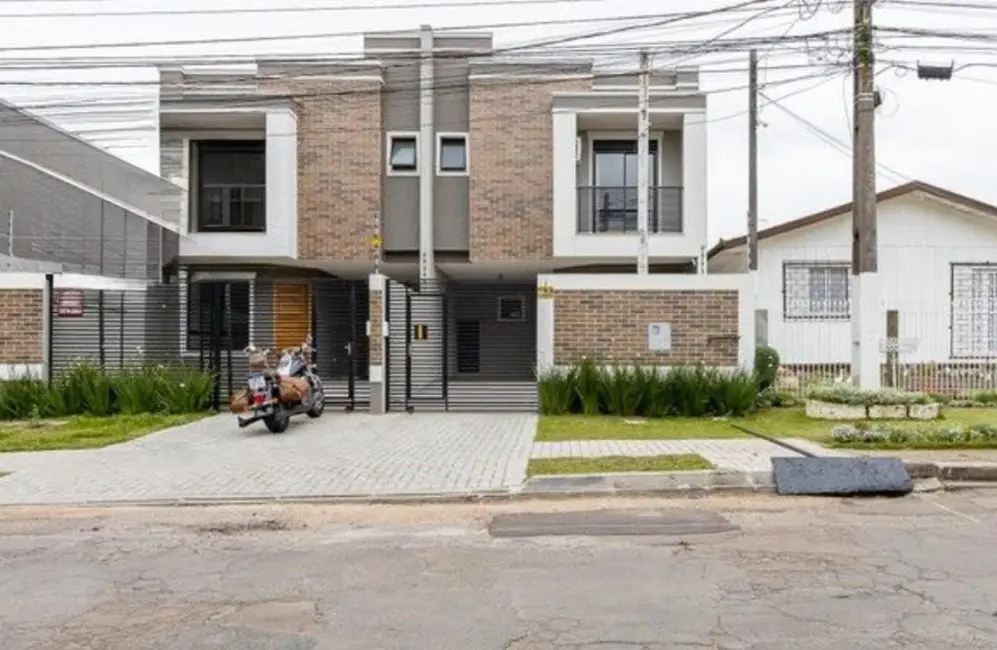 Foto 1 de Casa com 3 quartos à venda, 128m2 em Boqueirão, Curitiba - PR