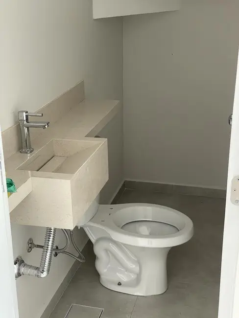 Casa com 3 quartos à venda, 100m2 em Curitiba - PR - imagem 6 Foto 6 de Casa com 3 quartos à venda, 100m2 em Curitiba - PR