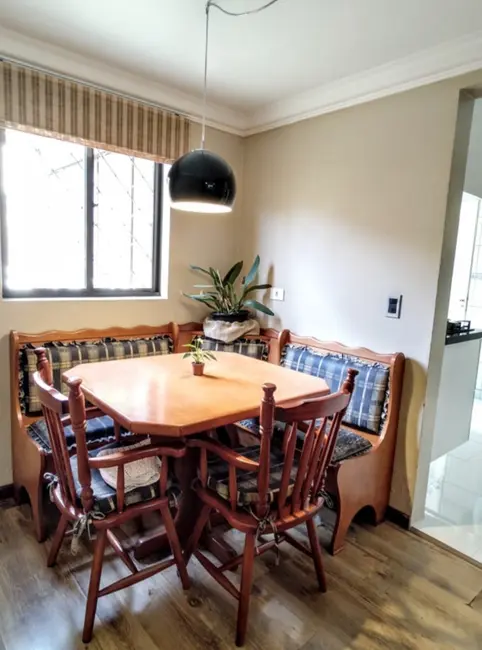 Foto 8 de Casa com 3 quartos à venda, 110m2 em Capão Raso, Curitiba - PR