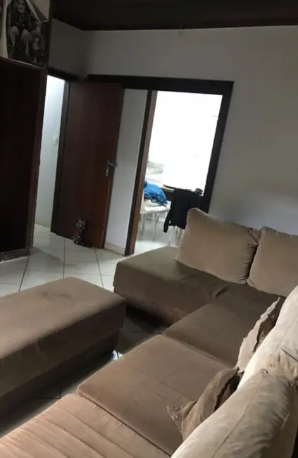 Foto 3 de Casa com 4 quartos à venda, 700m2 em Hauer, Curitiba - PR