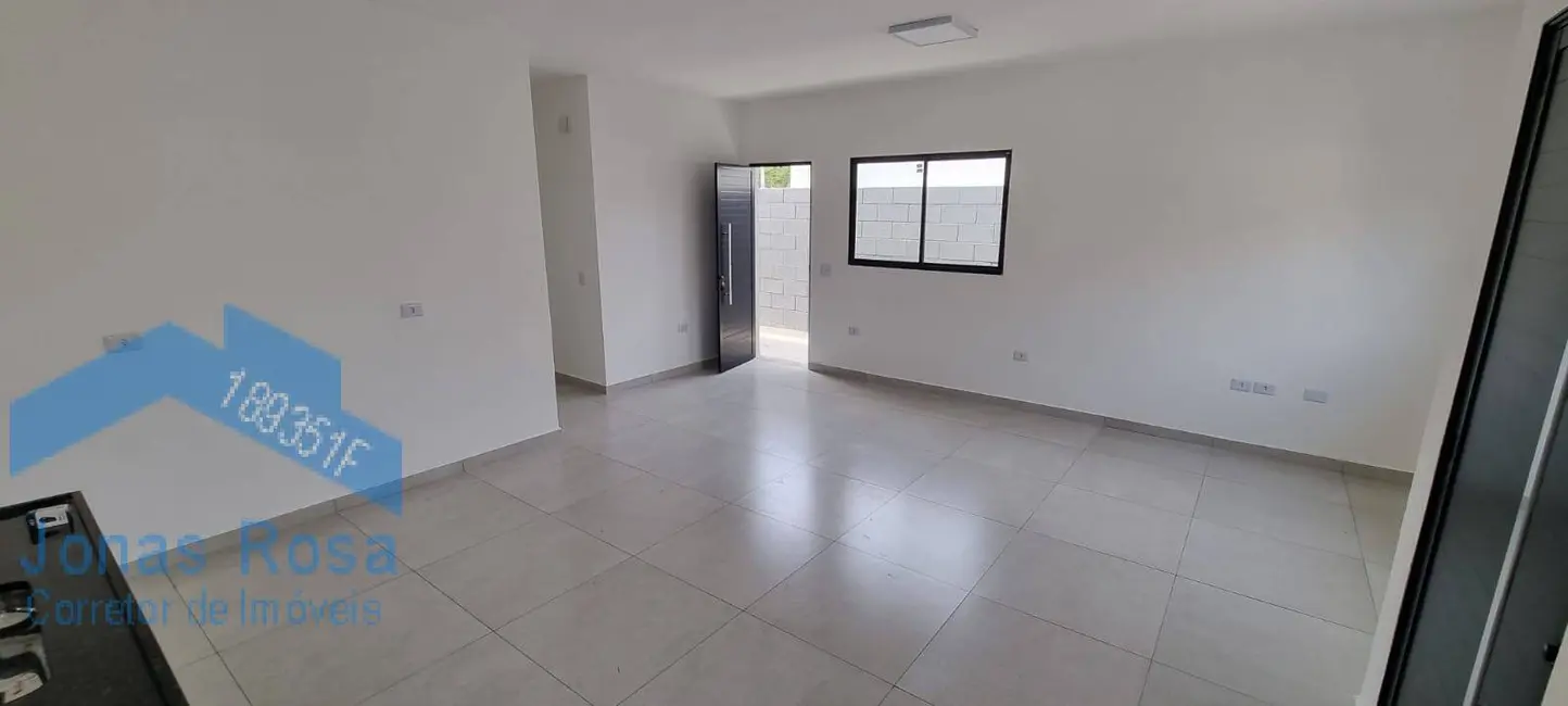 Foto 3 de Casa com 2 quartos à venda, 150m2 em Centro, Cajamar - SP