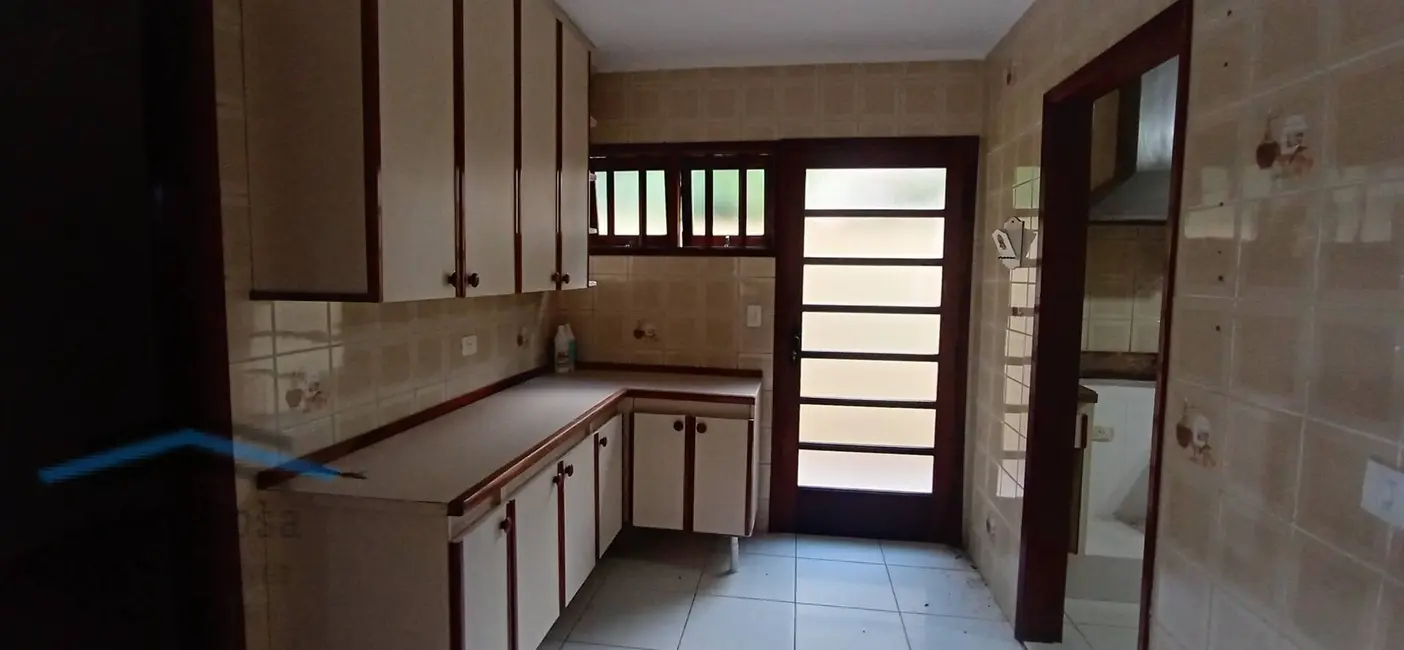 Foto 7 de Casa de Condomínio com 4 quartos para alugar, 280m2 em Alphaville, Santana De Parnaiba - SP