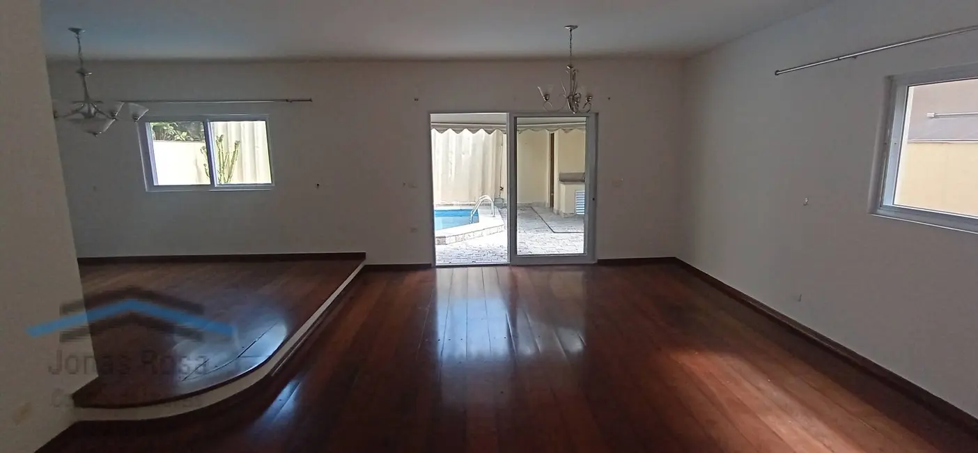 Foto 1 de Casa de Condomínio com 4 quartos para alugar, 280m2 em Alphaville, Santana De Parnaiba - SP