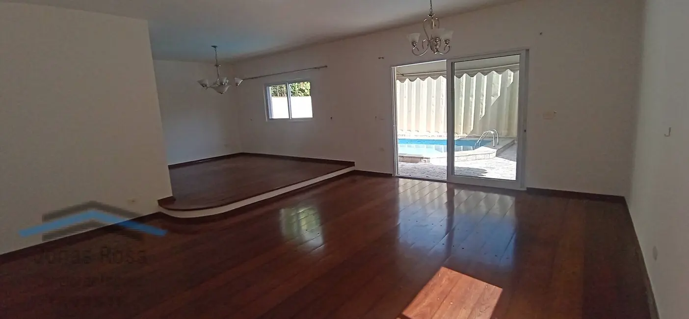 Foto 4 de Casa de Condomínio com 4 quartos para alugar, 280m2 em Alphaville, Santana De Parnaiba - SP