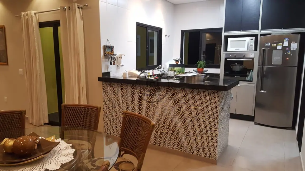 Casa de Condomínio com 6 quartos à venda, 450m2 em Chácaras Alpina, Valinhos - SP - imagem 5 Foto 5 de Casa de Condomínio com 6 quartos à venda, 450m2 em Chácaras Alpina, Valinhos - SP