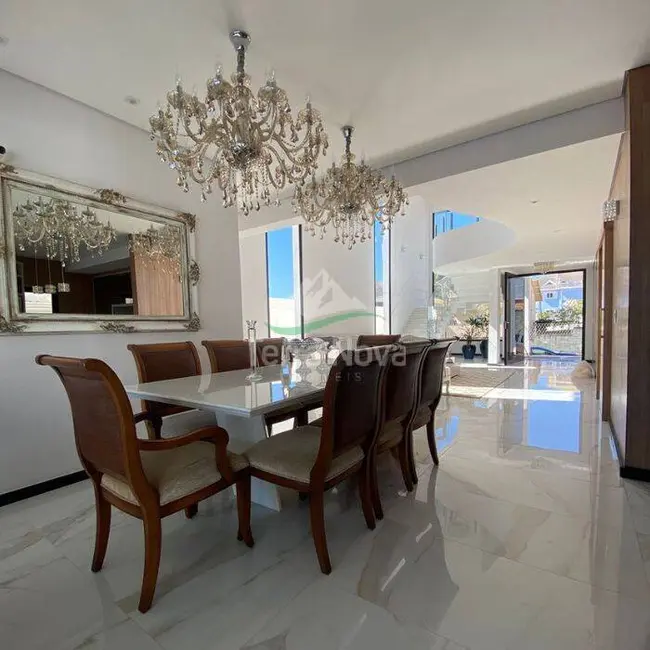 Casa com 3 quartos à venda, 315m2 em Jardim Novo Mundo, Jundiai - SP - imagem 4 Foto 4 de Casa com 3 quartos à venda, 315m2 em Jardim Novo Mundo, Jundiai - SP