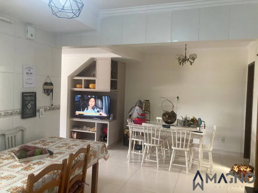Foto 2 de Sobrado com 3 quartos à venda, 127m2 em Coqueiral, Cascavel - PR
