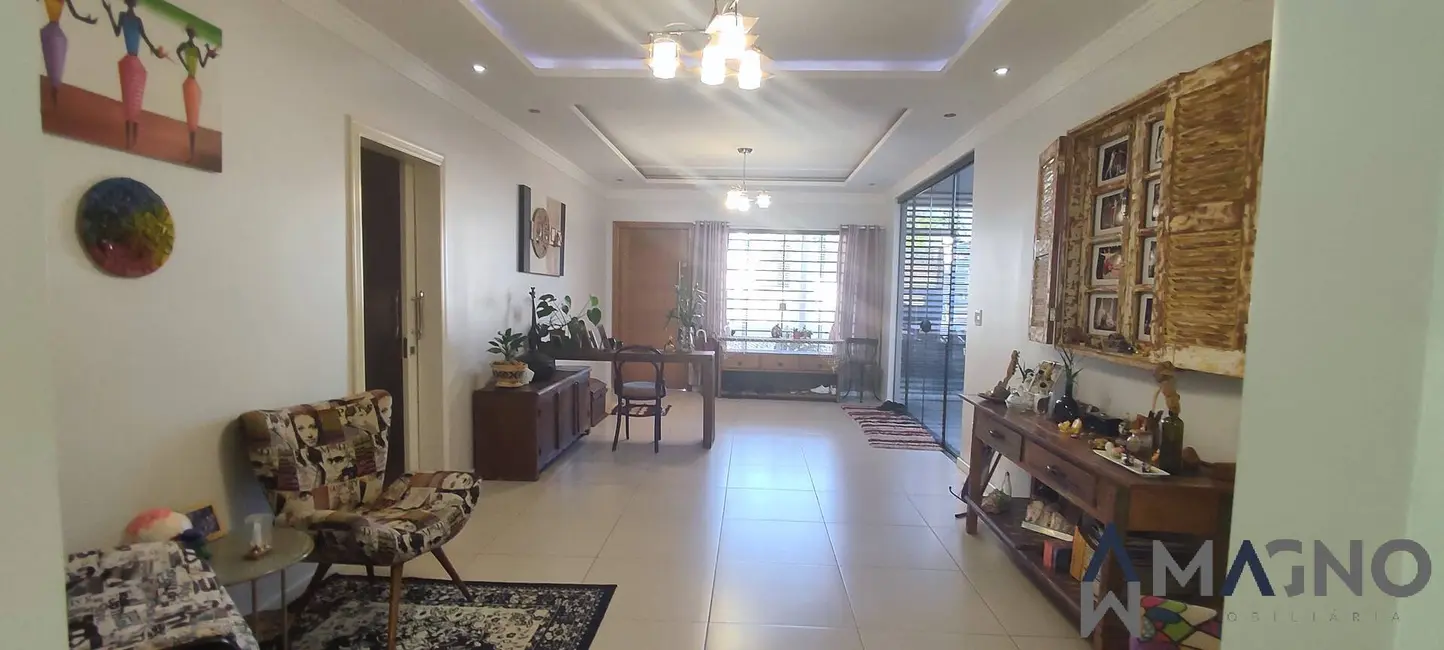 Foto 8 de Sobrado com 5 quartos à venda, 444m2 em Coqueiral, Cascavel - PR