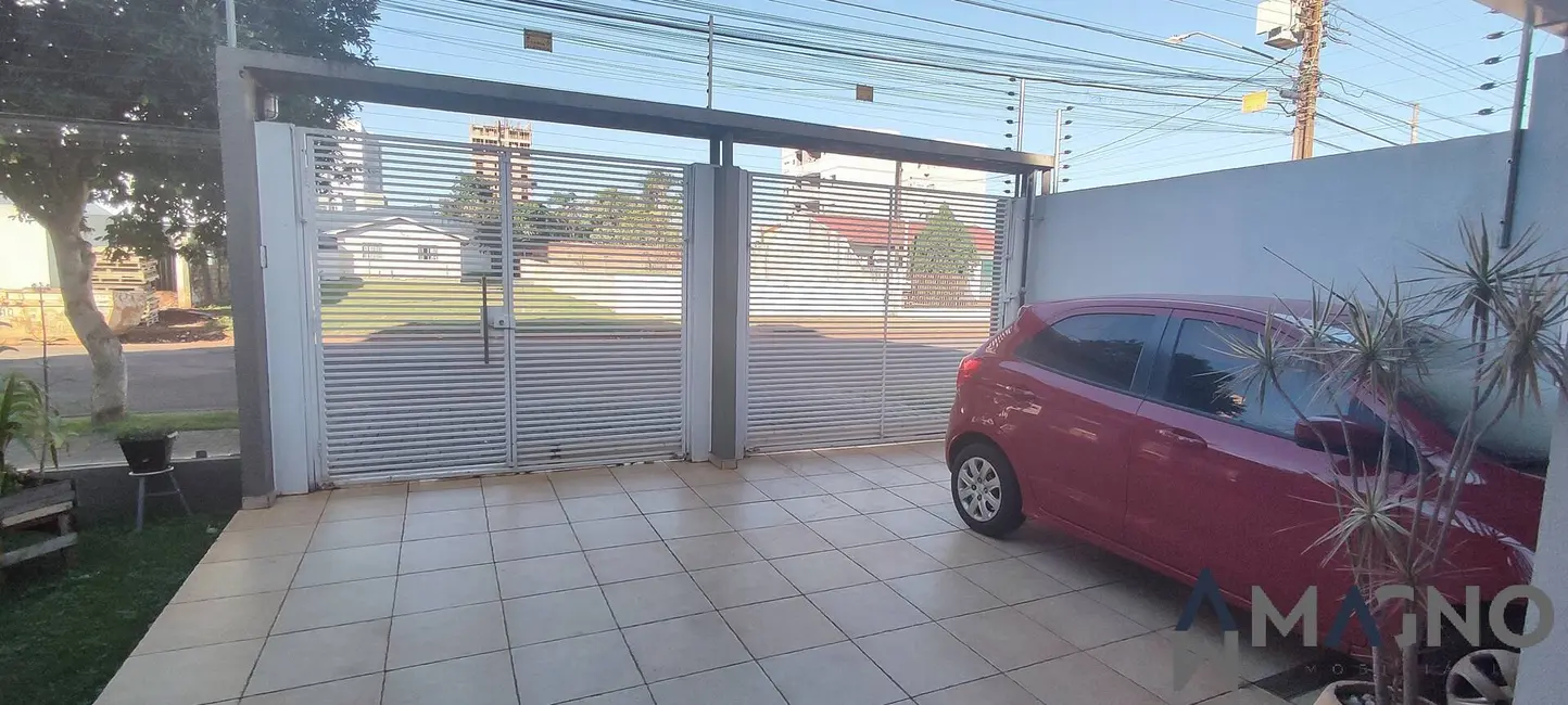 Foto 3 de Sobrado com 5 quartos à venda, 444m2 em Coqueiral, Cascavel - PR