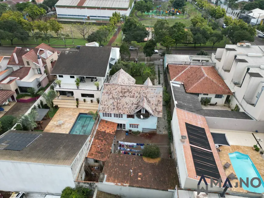 Foto 2 de Terreno / Lote à venda, 698m2 em Neva, Cascavel - PR