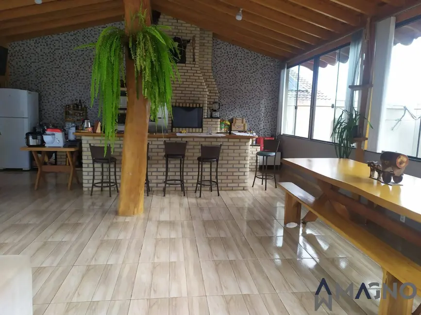 Foto 4 de Casa com 3 quartos à venda, 715m2 em Canadá, Cascavel - PR