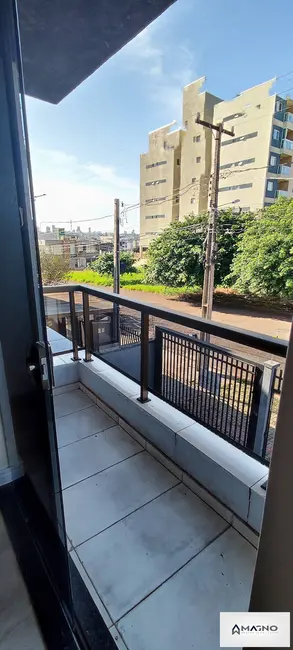 Foto 3 de Sobrado com 3 quartos à venda, 120m2 em Cascavel - PR