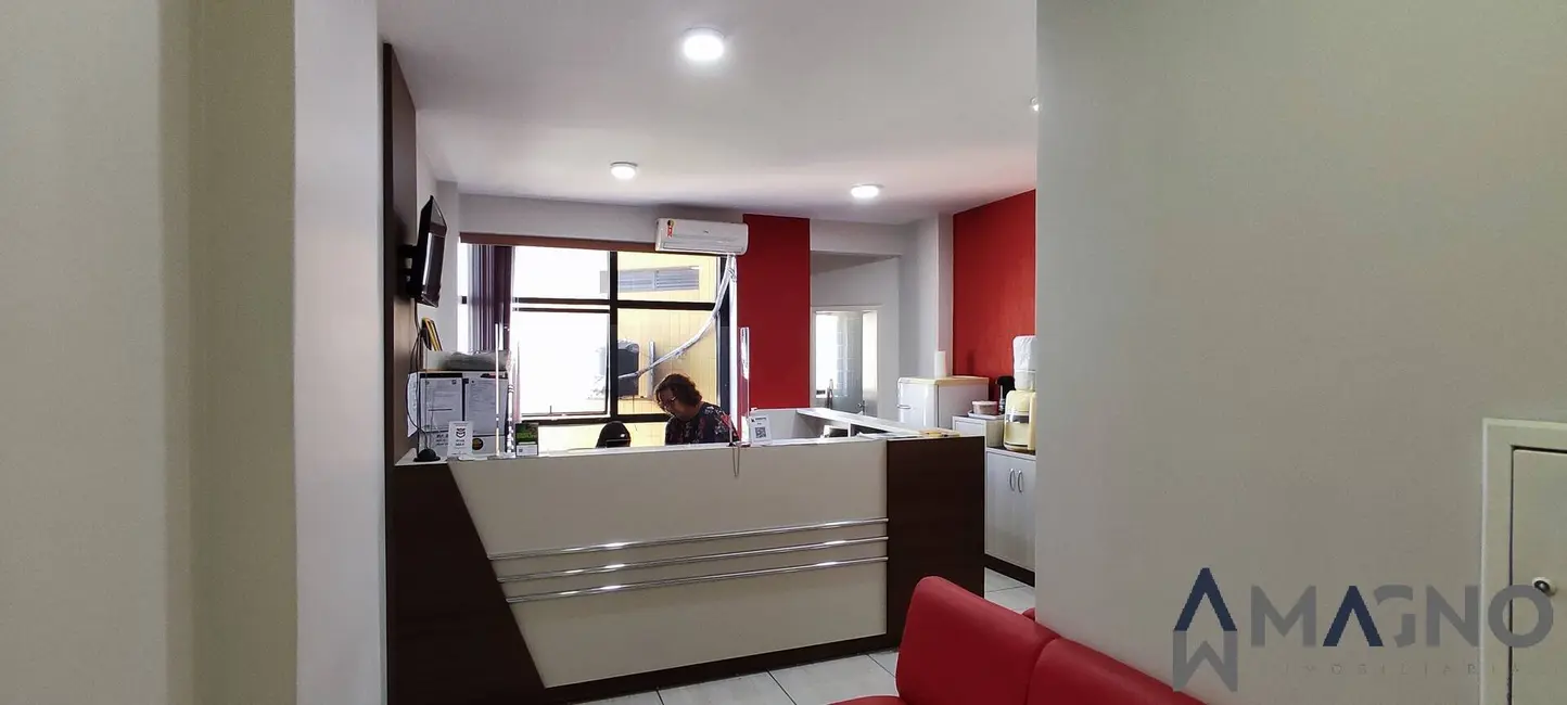 Foto 3 de Sala Comercial à venda, 64m2 em Centro, Cascavel - PR