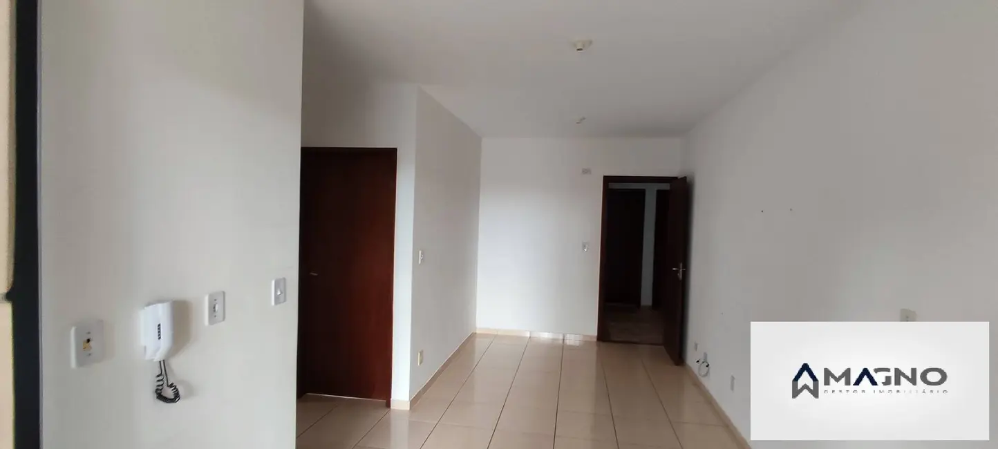 Foto 2 de Apartamento com 2 quartos à venda, 54m2 em Cancelli, Cascavel - PR