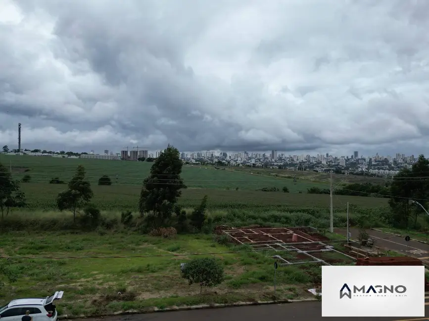 Foto 6 de Terreno / Lote à venda, 373m2 em Cascavel - PR