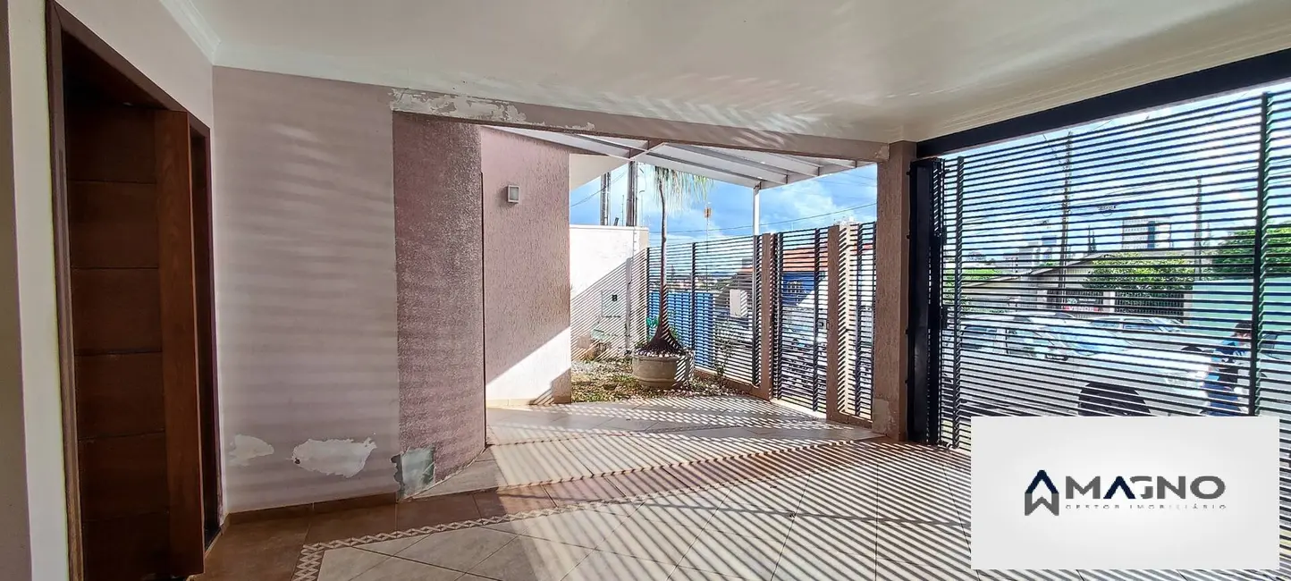 Foto 4 de Casa com 4 quartos à venda, 257m2 em Centro, Cascavel - PR